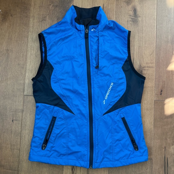 Brooks Jackets & Coats Brooks Blue Reflective Run Mtb Vest Womens